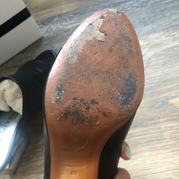 Givenchy triangle mules size 38 100% calf - Picture 9 of 15